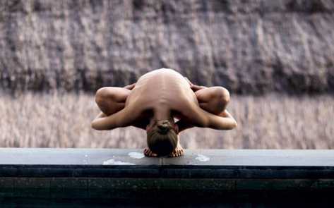 Nude Yoga