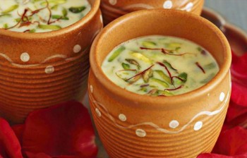 Almond Thandai