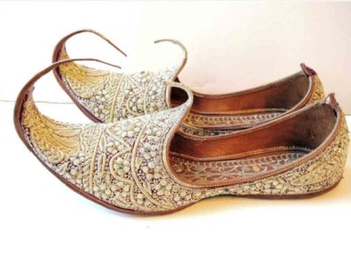 traditional indian women's shoes